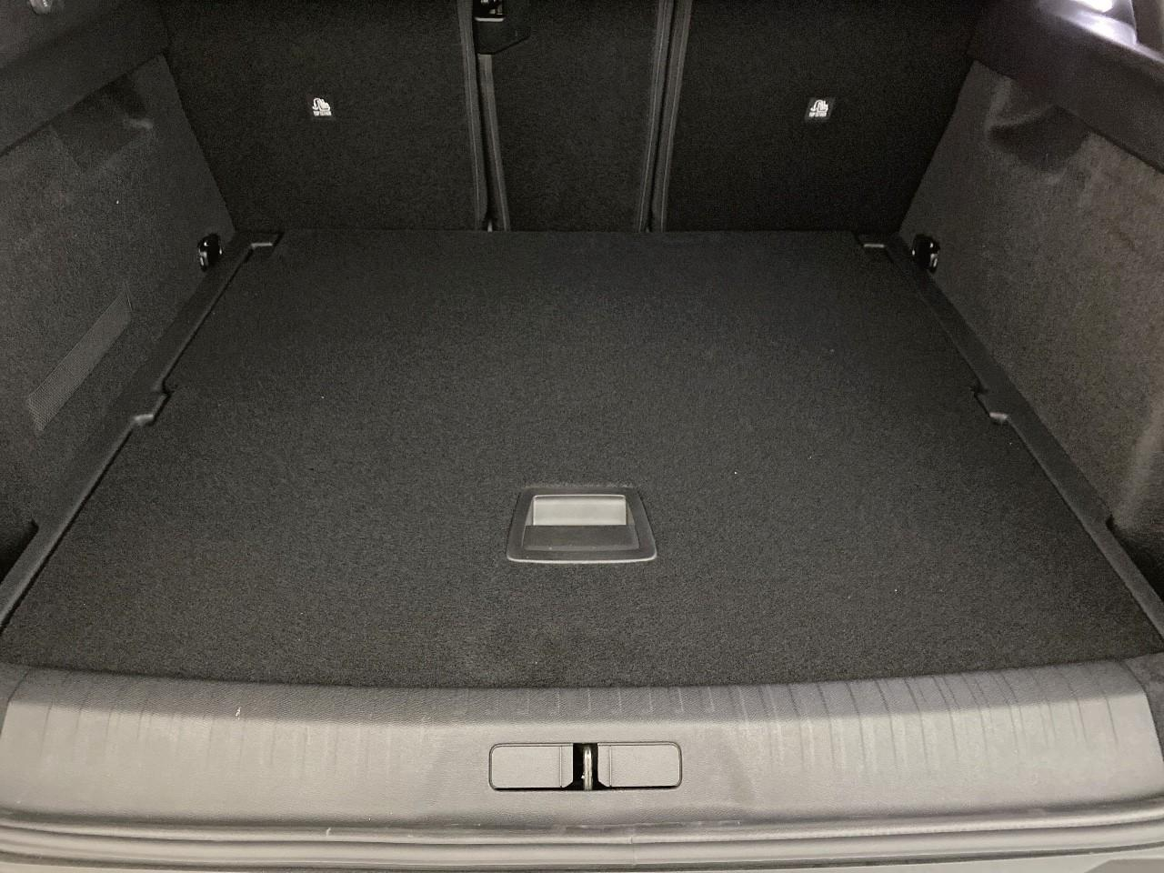 Peugeot 3008 hybrid 145 e-dcs6 gt — photo 6