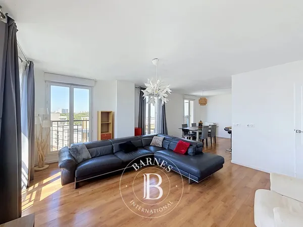 Le service location de la Maison BARNES vous propose ce bien: