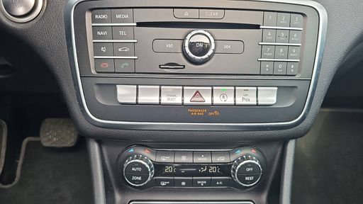 Mercedes Classe CLA 2.1 200 136 7G-DCT - Starlight – 2019 – 109524 km – Diesel – Boîte Automatique — photo 23