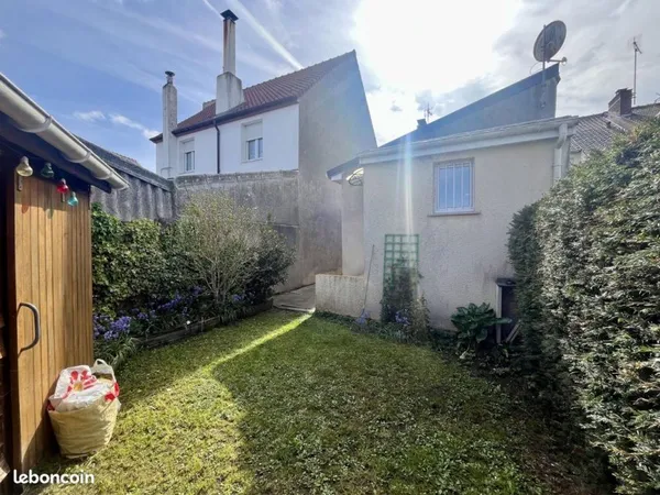 Maison 7 pièces 100 m²