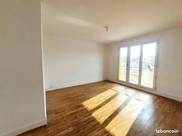 T5 rénové - 4 chambres - dans résidence sécurisée - 80 m²