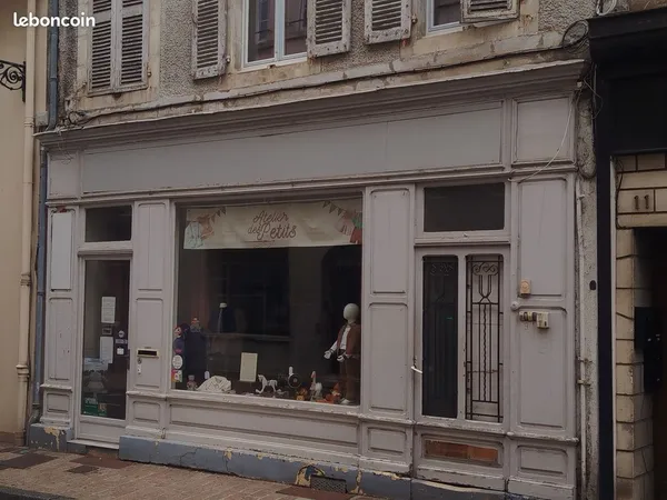 Loue boutique centre ville châteauroux (rue bertrand)