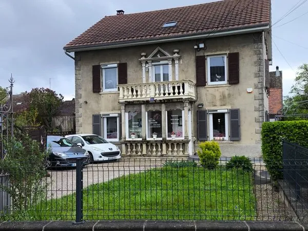 Appartement dans une maison de maître - Valentigney