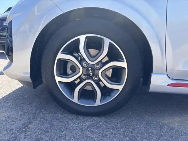 Kia Picanto 1.2 dpi 84ch gt line — photo 9