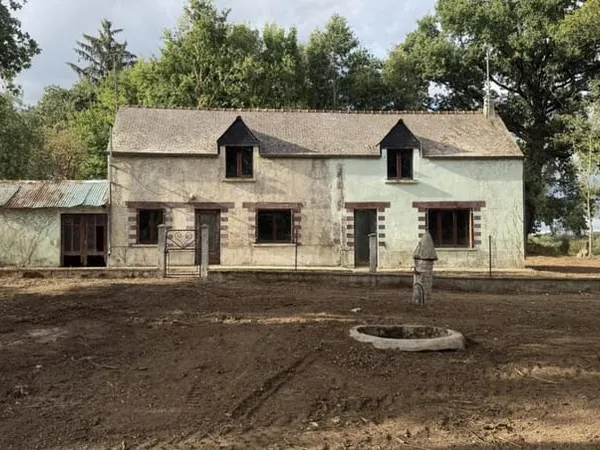 A découvrir sur la commune de PORCARO, une maison d'habitation édifiée en 1968 avec jardin
