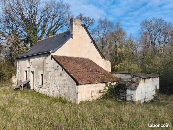 Maison à rénover - Grand terrain ~1 ha - Isolée, sans voisin