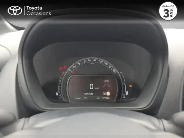 Toyota Aygo X 1.0 vvt-i 72ch dynamic my24 — photo 14