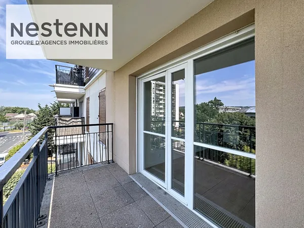 Ermont - Appartement 3 pièces récent avec balcon,2 chambres 2 parkings, proche gare