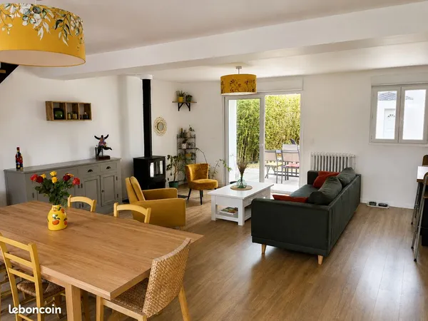 Maison 130 m² rénovée - Centre-ville / Gare - Garage 36 m² - Jardin