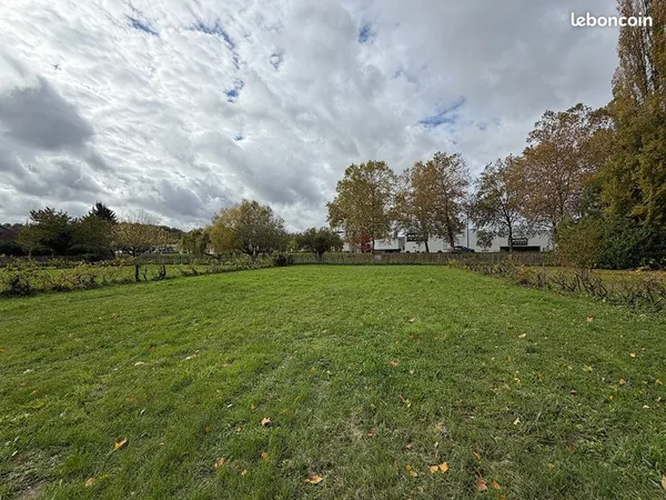 Terrain 1847 m² BOULAZAC ISLE MANOIRE