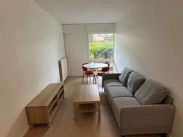 Appartement 79 m² - 4 chambres - Le Kremlin-Bicêtre - Idéal colocation - Métro 7