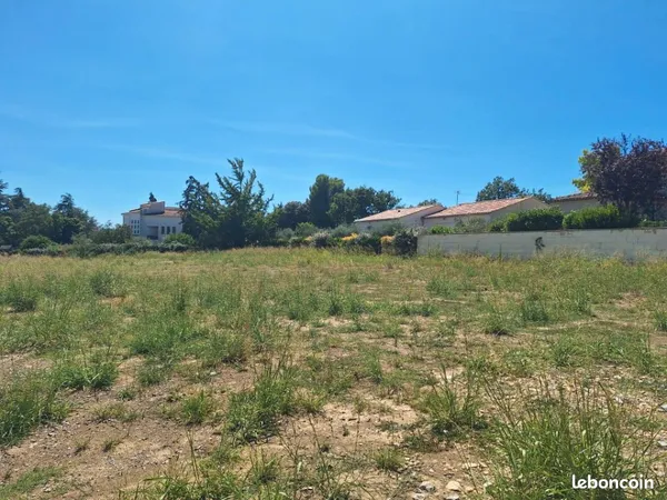Terrain 427 m² Pierrevert