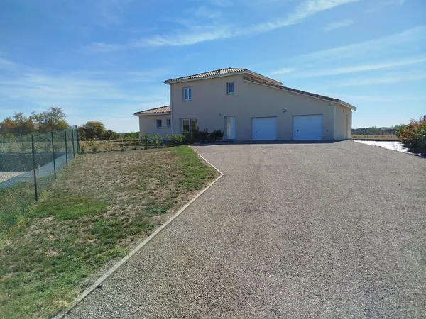 Maison 5 pièces 141 m² hab.