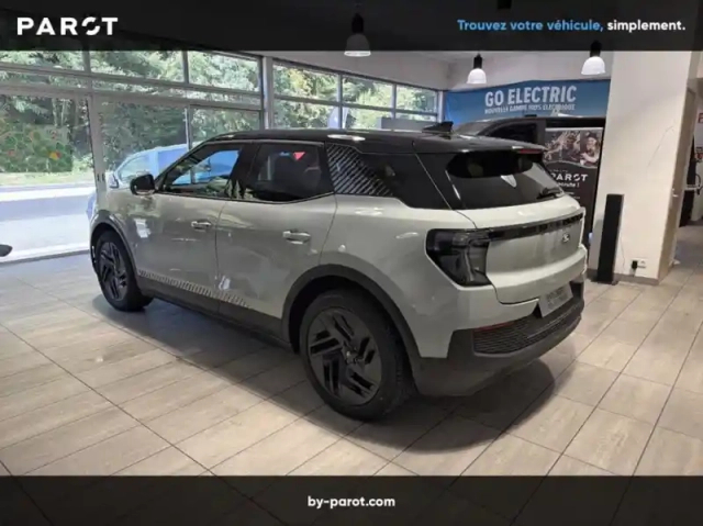 Ford Explorer 286ch extended range 79kwh pack collection rwd — photo 13