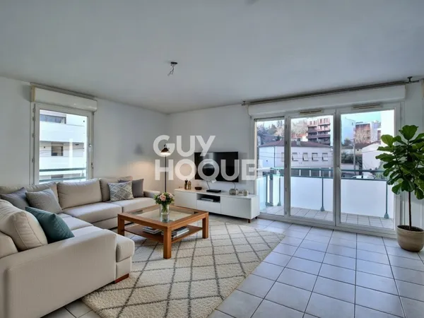 Appartement à vendre de 3 pièces de 74 m² avec balcon