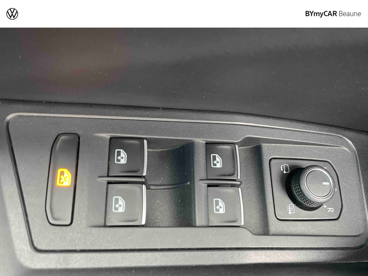 Volkswagen T-Roc 1.5 TSI EVO 150 Start/Stop DSG7 — photo 25