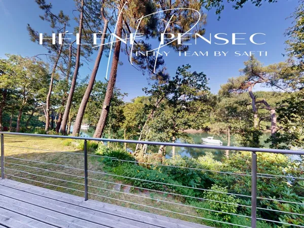 Maison 147 avec vie de plain-pied, 4 chambres, joli jardin et vue sur la ria.(visite virtuelle dispo