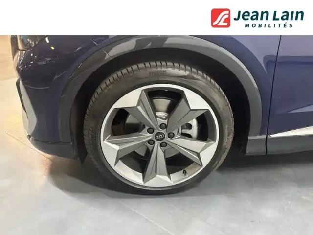 Audi Q4 E-Tron sportback 45 285 ch 82 kwh — photo 9