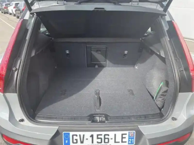Volvo Xc40 recharge extended range 252ch ultimate — photo 9