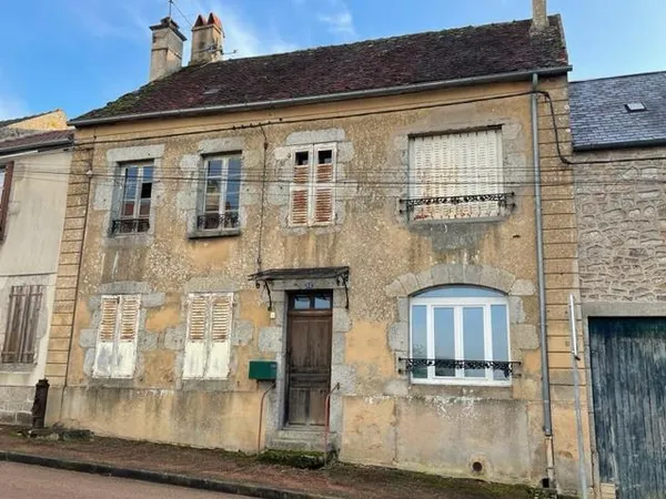 Lormes Grande Maison De Ville