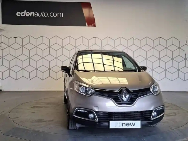 Renault Captur dci 90 energy eco² — photo 51