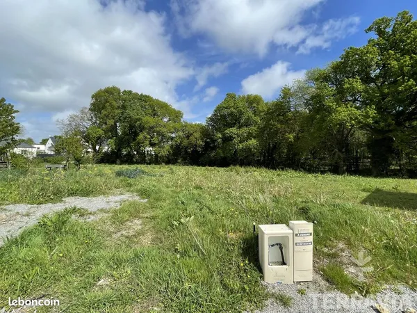 Terrain 402 m² Berric
