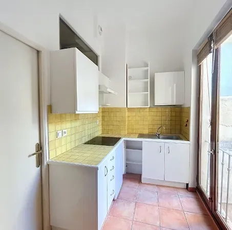 Studio 1 pièce 30 m²
