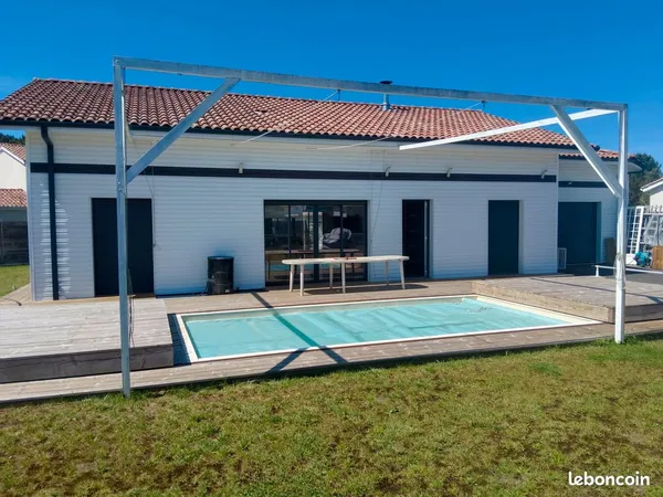 Maison -7 pièces -180M²