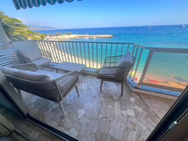 Vue mer panoramique , premiere lignie plages