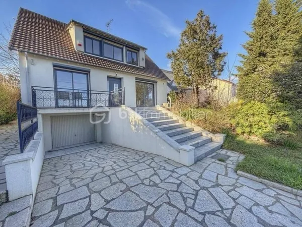 Maison 7 pièces 114 m²