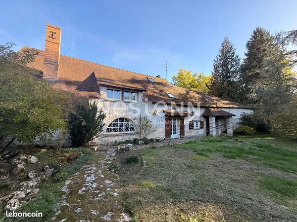 Propriété 7 pièces 185 m²