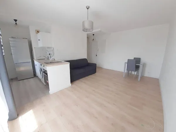 Studio 1 pièce 26 m²
