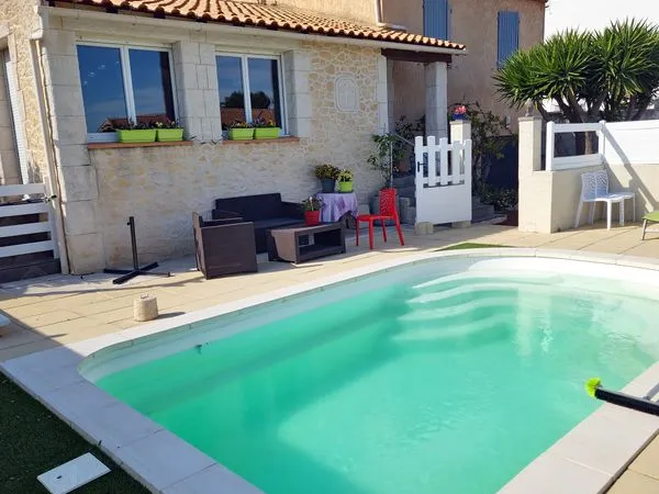Villa T4 104 m2 avec piscine
