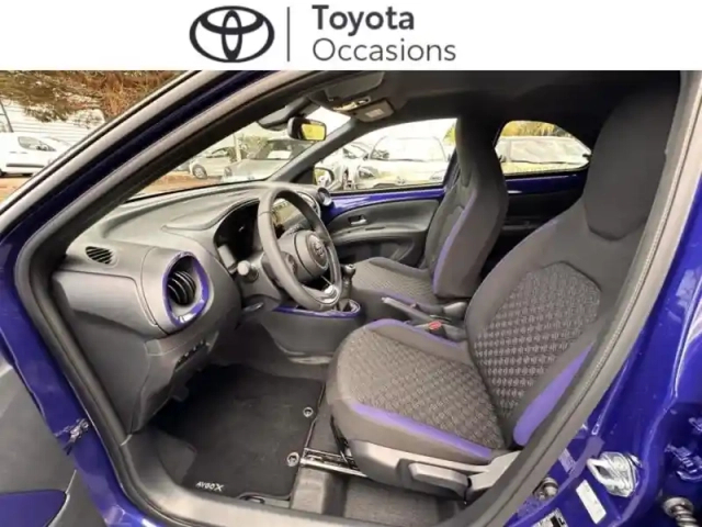 Toyota Aygo X 1.0 vvt-i 72ch design my24 — photo 12