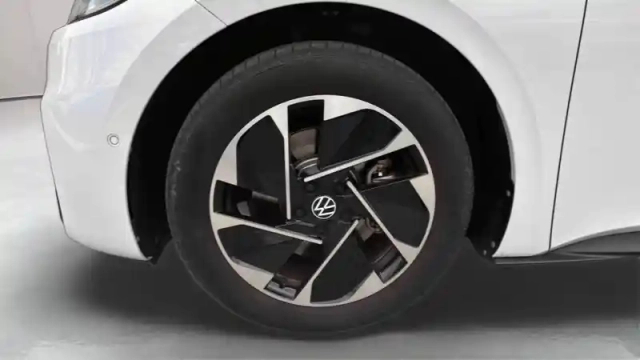 Volkswagen Id.3 145 ch pro — photo 9