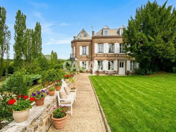 Demeure 12 pièces 305 m²