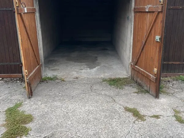 Garage a louer