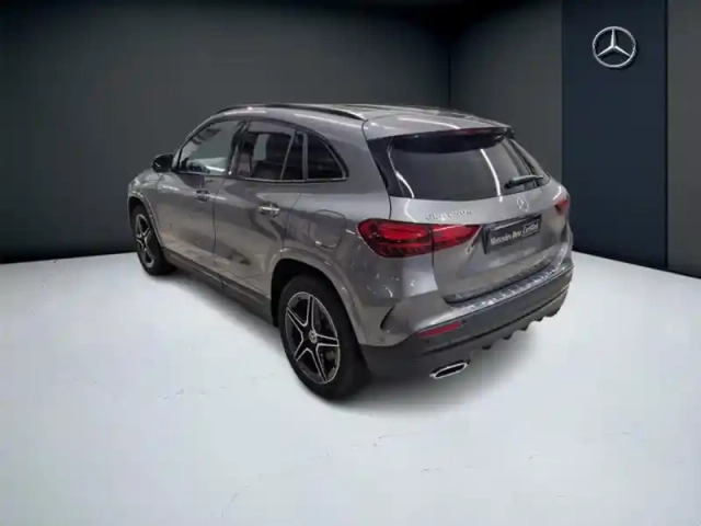 Mercedes Gla 250 e hybrid eq amg line — photo 3