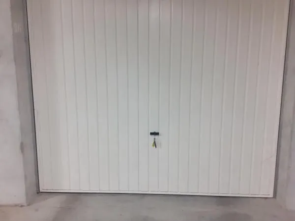 Garage/box 12 m² Bourgoin Jallieu
