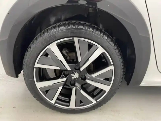Peugeot 208 puretech 100 s&amp;s bvm6 — photo 91