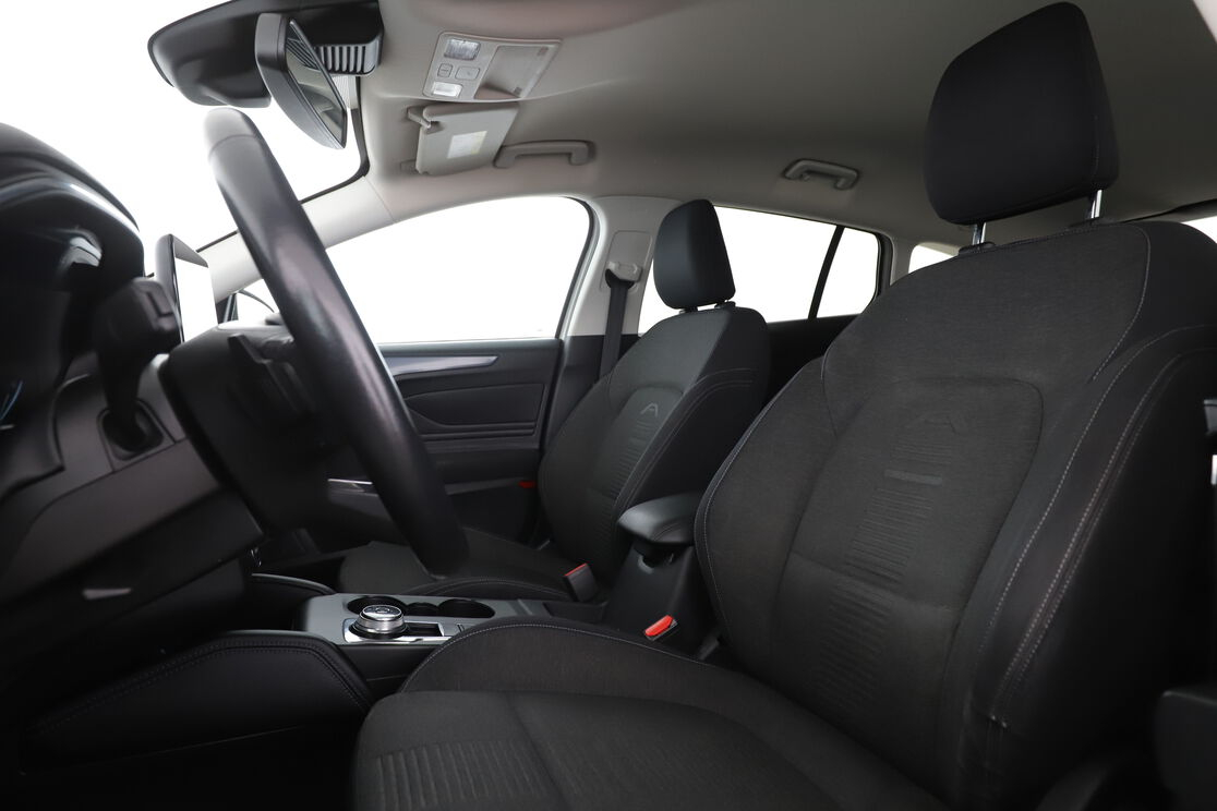 Ford Focus SW 2.0 EcoBlue Active Auto — photo 9
