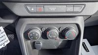 Dacia Sandero 1.0 TCe 90ch Expression — photo 14