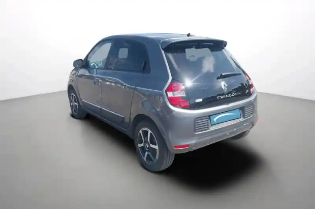 Renault Twingo iii 0.9 tce 90 energy e6c — photo 3