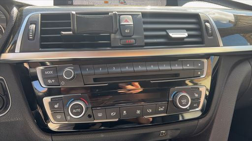 BMW Serie 4 Coupe 420d 190  Steptronic8 - Luxury – 2018 – 108936 km – Diesel – Boîte Automatique — photo 12