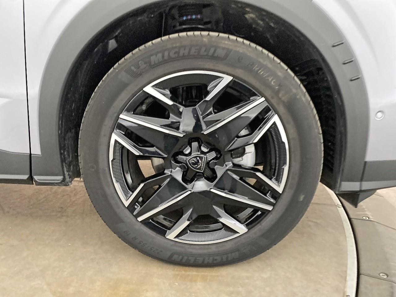 Peugeot 3008 1.2 hybrid 145ch allure e-dcs6 — photo 11