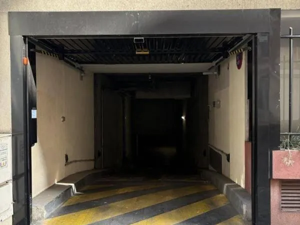 Stationnement Location Paris   136€