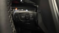 Peugeot 3008 HYBRID 225ch Allure Pack e-EAT8 — photo 28