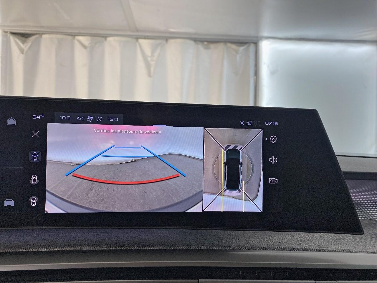 Peugeot 3008 hybrid 145 e-dcs6 gt — photo 17