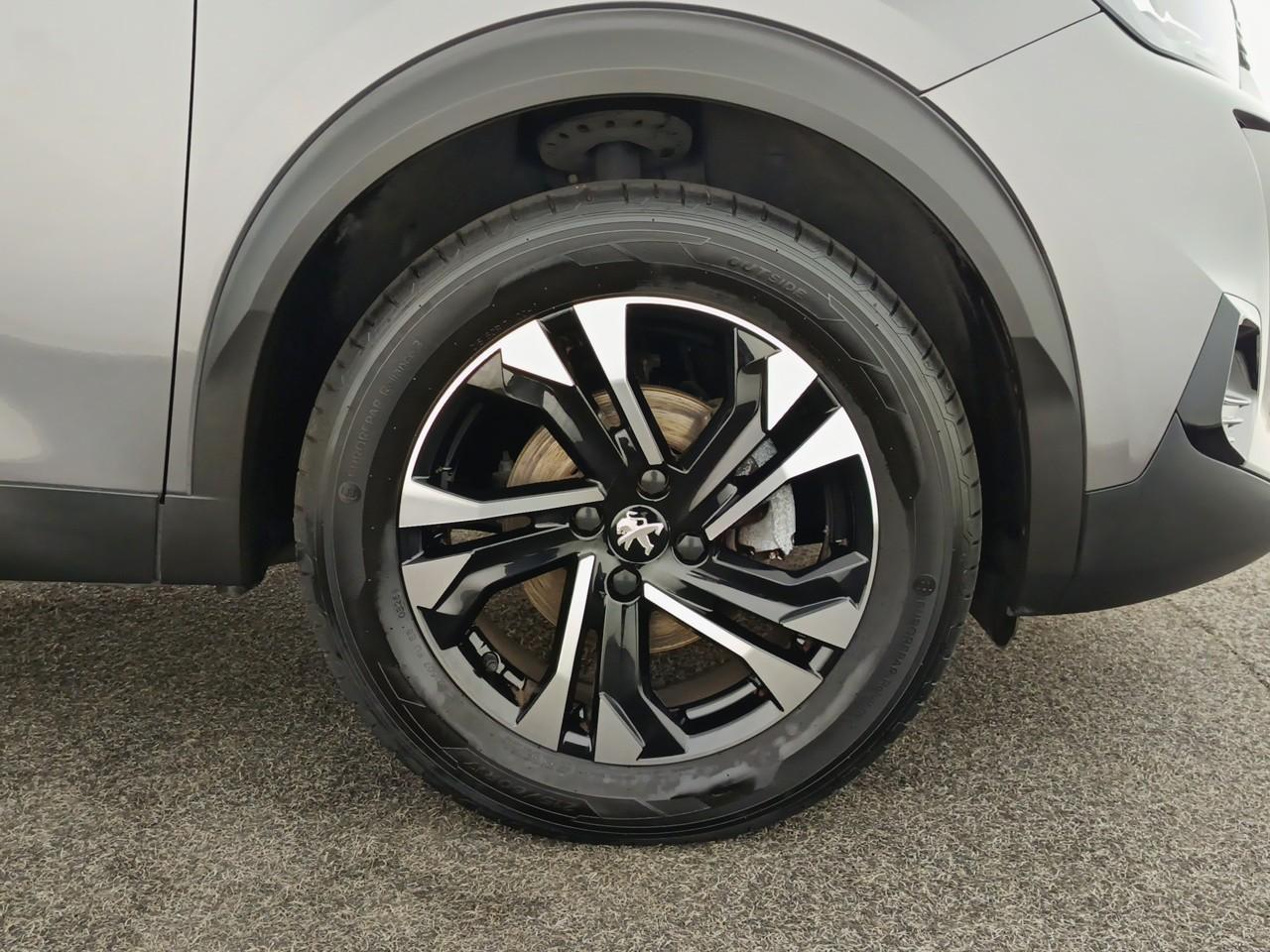 Peugeot 2008 puretech 130 s&s eat8 roadtrip — photo 11