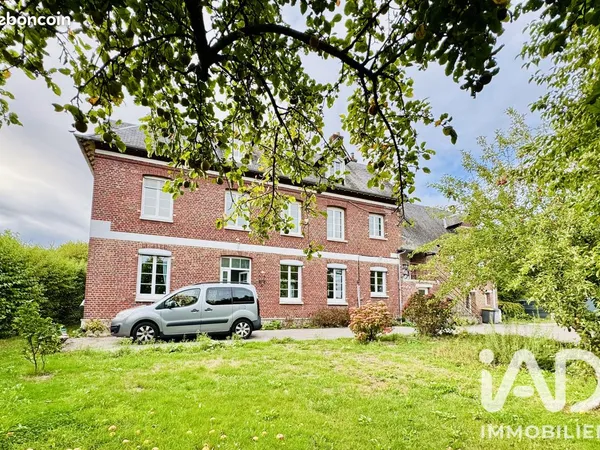 Maison 7 pièces 194 m²